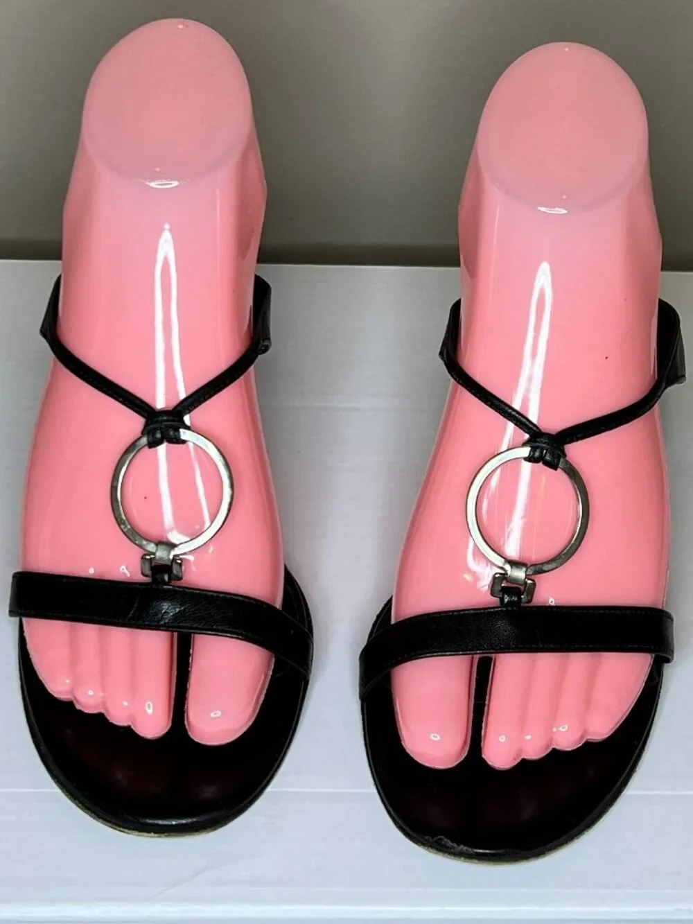 Via Spiga Black Leather Ring Accent Kitten Heel Sandals Women's 8 Italian